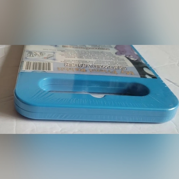 My Friend Rabbit - Snowed Under (DVD) - Picture 3 of 6